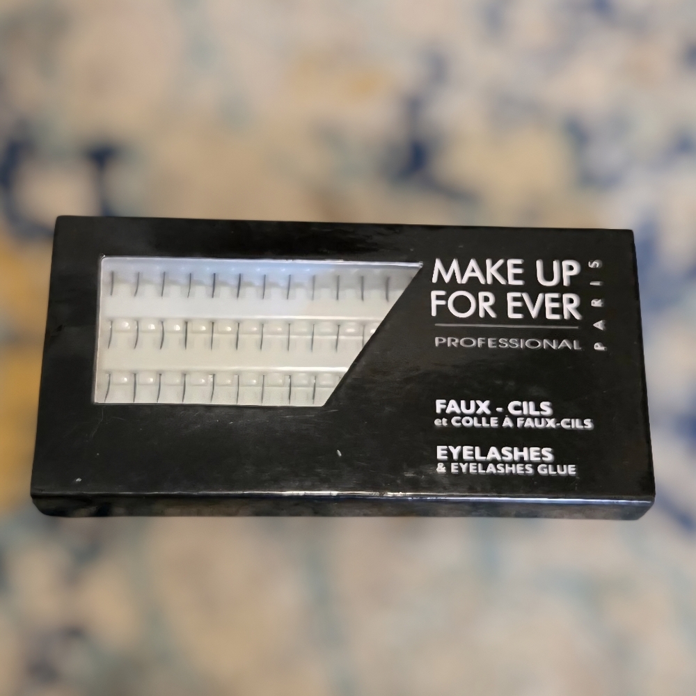 Make Up For Ever Professional Eyelashes & Glue - Individual Lashes Set #101